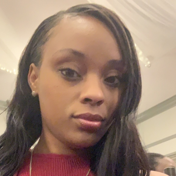 Meet your Posher, Tianna - Picture 1 of 1